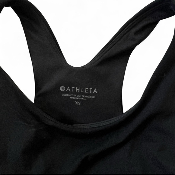 Athleta Black Women's Cropped Athletic Shirt - Padded - Picture 4 of 4